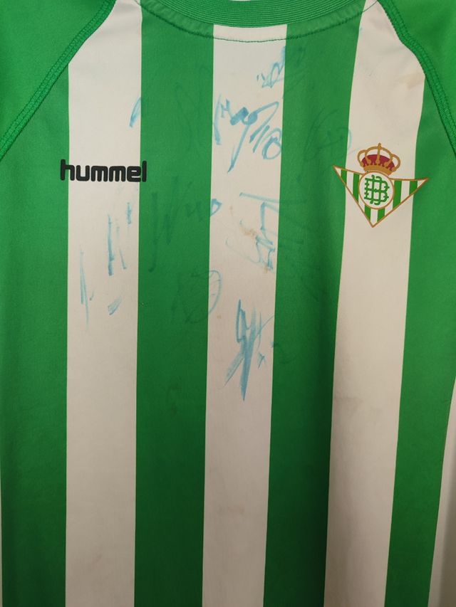 Camiseta Real Betis firmada