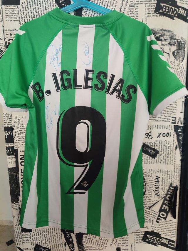 Camiseta Real Betis firmada