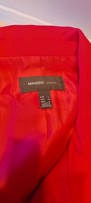 Chaqueta roja Mango