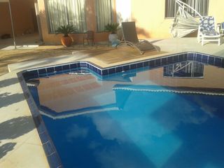 Rediseña piscina de diseño