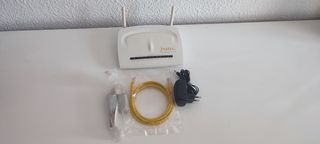 Router Jazztel WiFi + accesorios