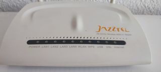Router Jazztel WiFi + accesorios