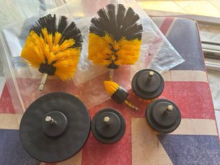Set 7 spazzole rotanti trapano. 