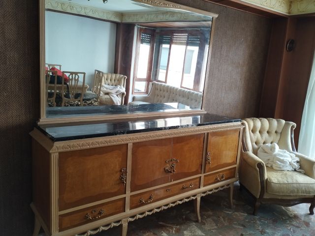 Buffet Vintage Madera y Mármol
