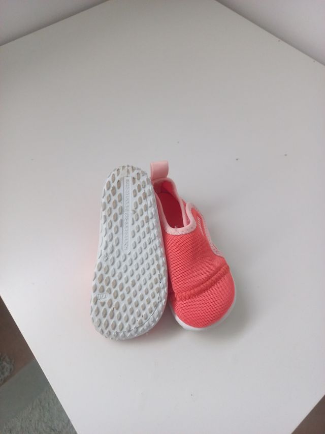 Escarpines bebé Nabaiji coral