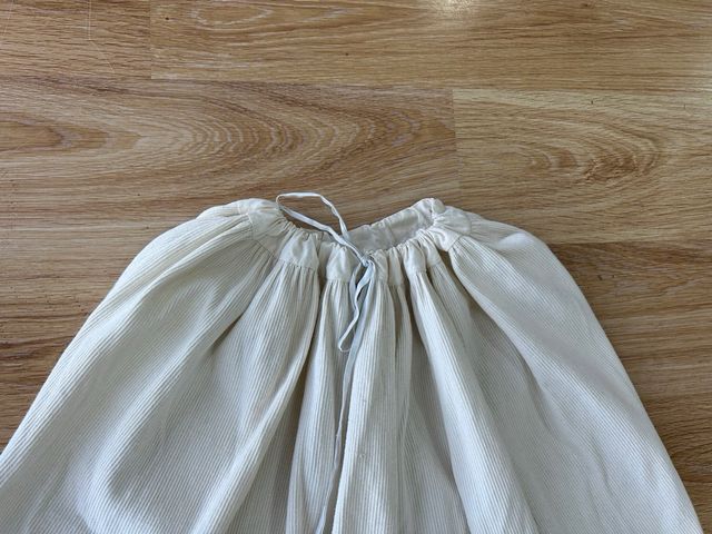 Enagua antigua de piqué