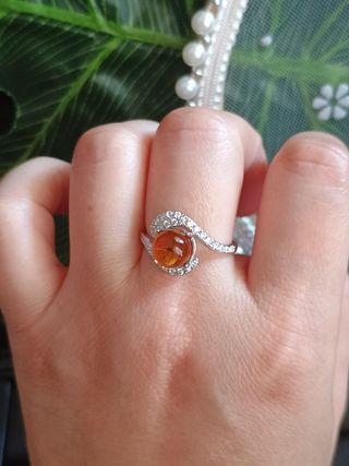 Anillo ámbar con mosquito 8mm
