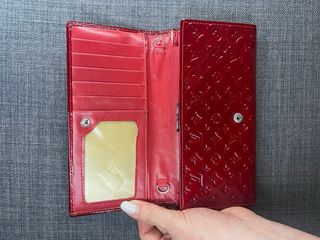 Portafoglio Louis Vuitton rosso