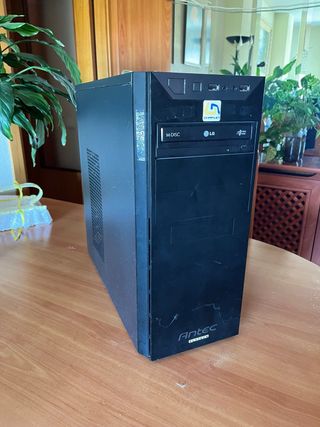 Ordenador Antec de sobremesa