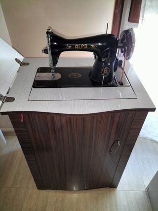 Máquina coser Alfa S.A. España
