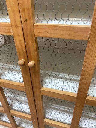Vitrina Banak Importa - Madera y metal