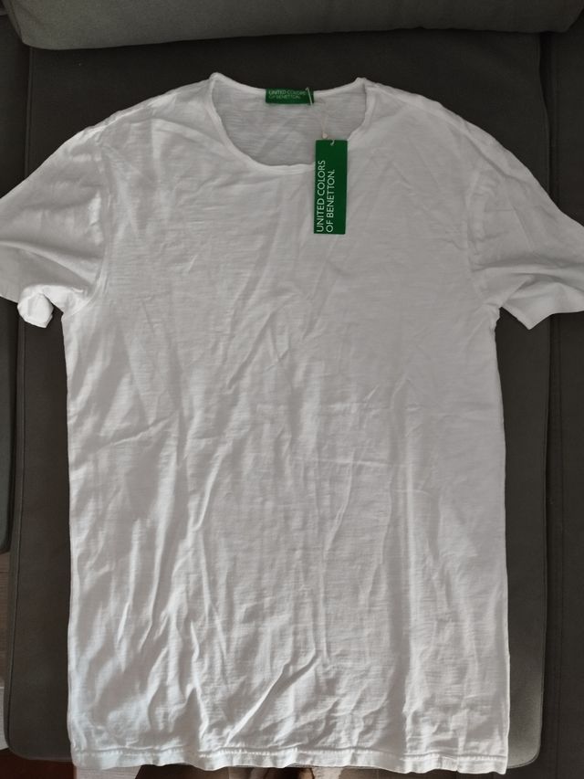 Camiseta Benetton blanca - Hombre. Nueva!