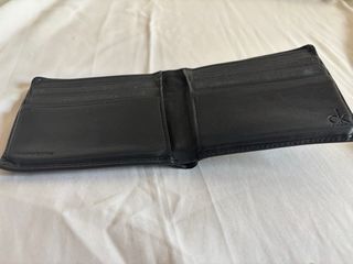Calvin Klein - Cartera de Cuero Negra