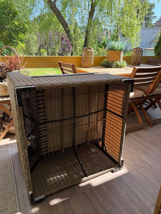 Sillón jardín - ratán beige cojin incluido