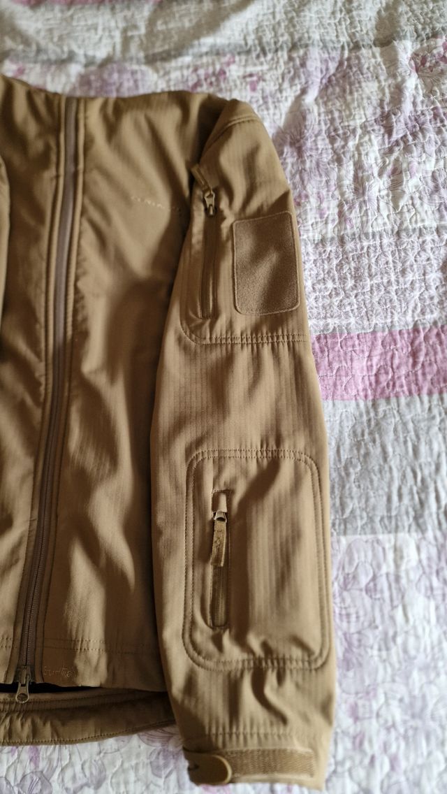 Chaquetón táctico Pentagon Artaxes, talla L.