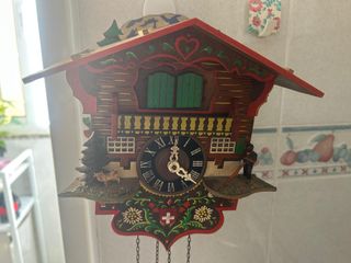 Reloj cucú suizo antiguo