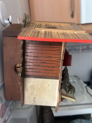 Reloj cucú suizo antiguo