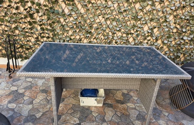 Mesa exterior ratán-cristal