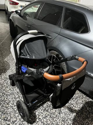 ¡Oportunidad! Vendo carrito de bebé Jané Trio gris