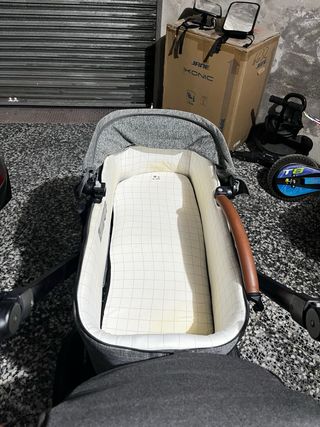 ¡Oportunidad! Vendo carrito de bebé Jané Trio gris