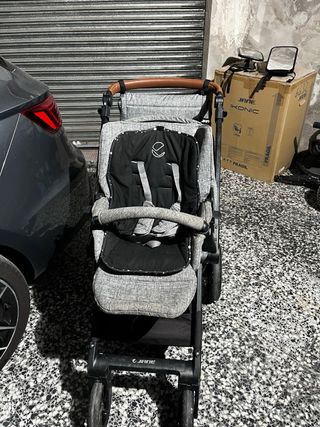 ¡Oportunidad! Vendo carrito de bebé Jané Trio gris