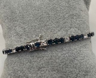 Pulsera de oro 18 kt con diamantes y zafiros