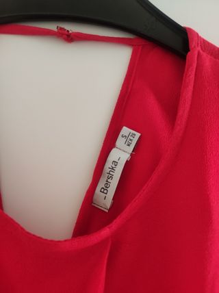 Camisa roja tirante ancho