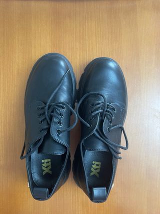 Zapatos XTI negros - Talla 37