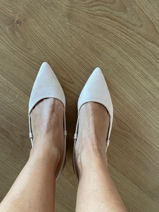 Zapatos Graceland beige tacón bajo