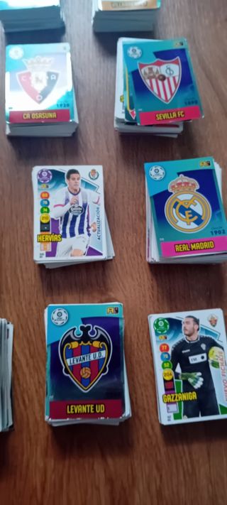 Cromos Adrenalyn XL: ¡Completa tu colección!