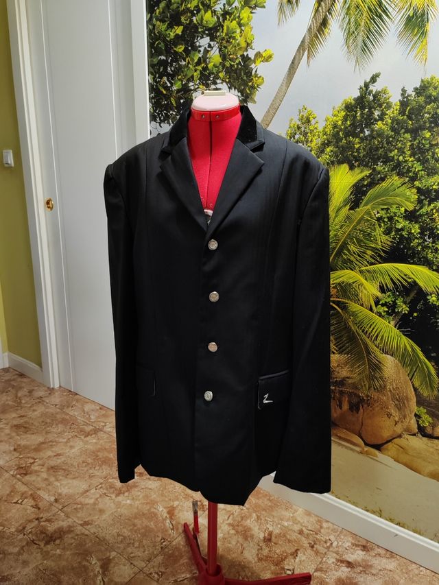 Americana equitación negra