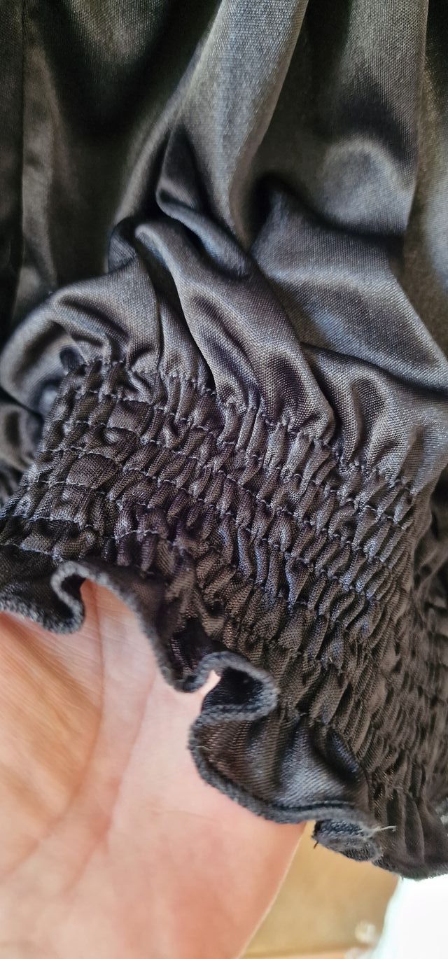 Canotta nera senza spalline