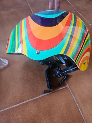 Casco skate infantil multicolor