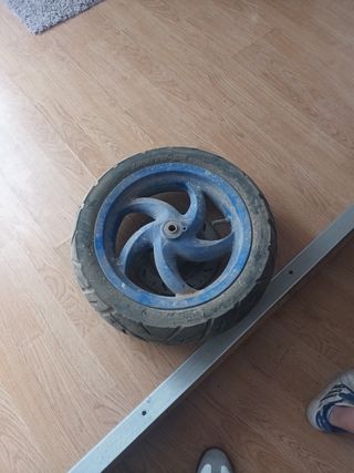Rueda Scooter 120/70-12