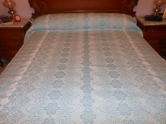 CUBIERTA DE CAMA DE MATRIMONIO (M0008)