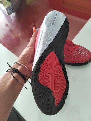 Zapatillas fútbol niño/a nº35 rojas