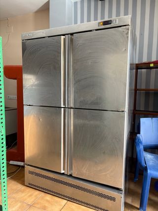 Nevera 4 puertas hostelería