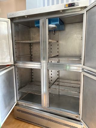 Nevera 4 puertas hostelería