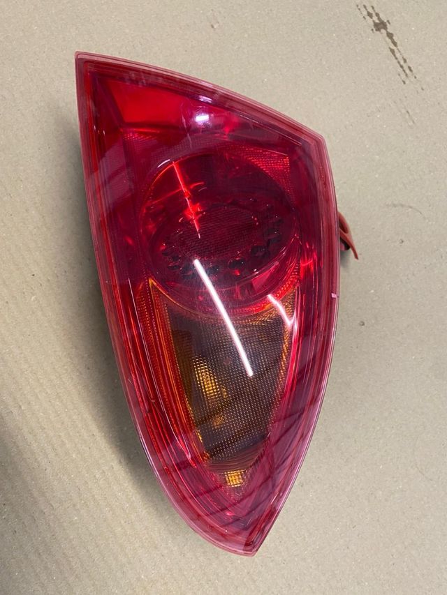 Piloto Seat León II (04-08) Trasero Derecho ext.