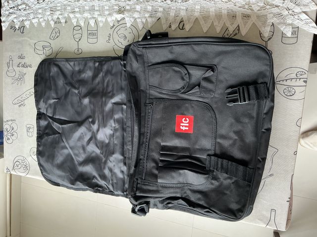 Maletín para portátil.