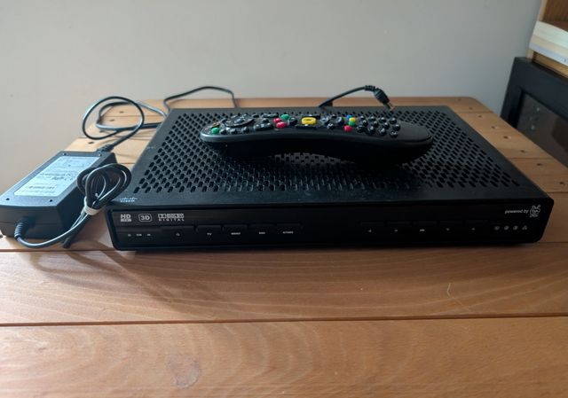 Decodificador Cisco Tivo + mando a distancia