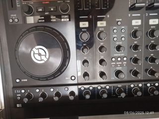 Traktor S4 MK1 
