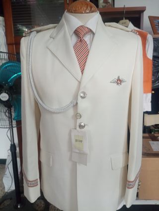 TRAJE DE COMUNION TALLA 15