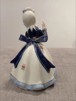 Statuetta Ceramica Damina