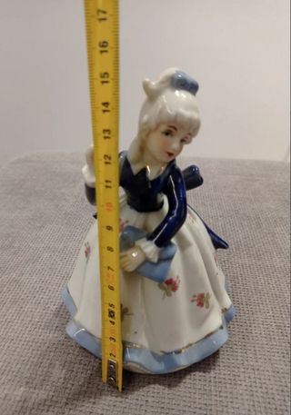 Statuetta Ceramica Damina
