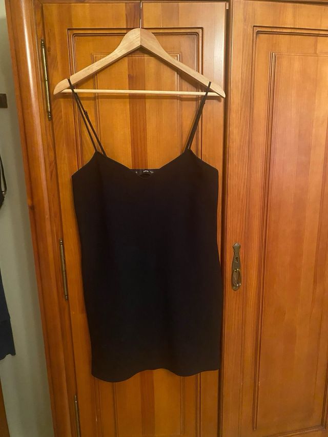 Vestido negro tirantes