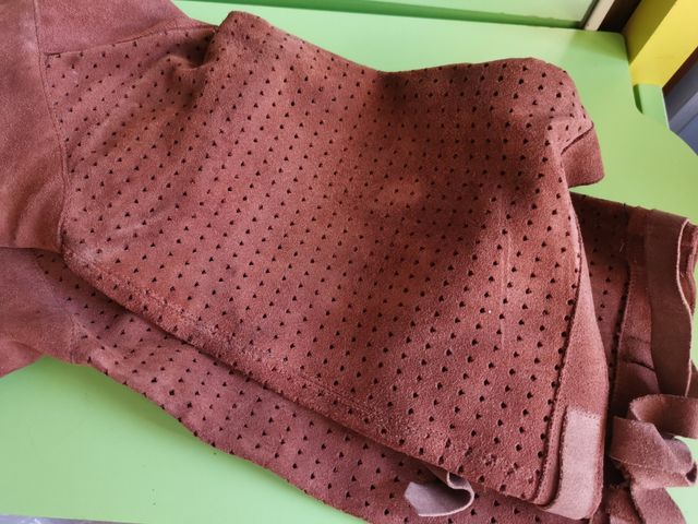 Naturale scamosciato marrone