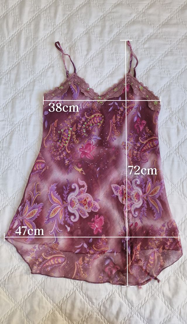 Canotta viola floreale