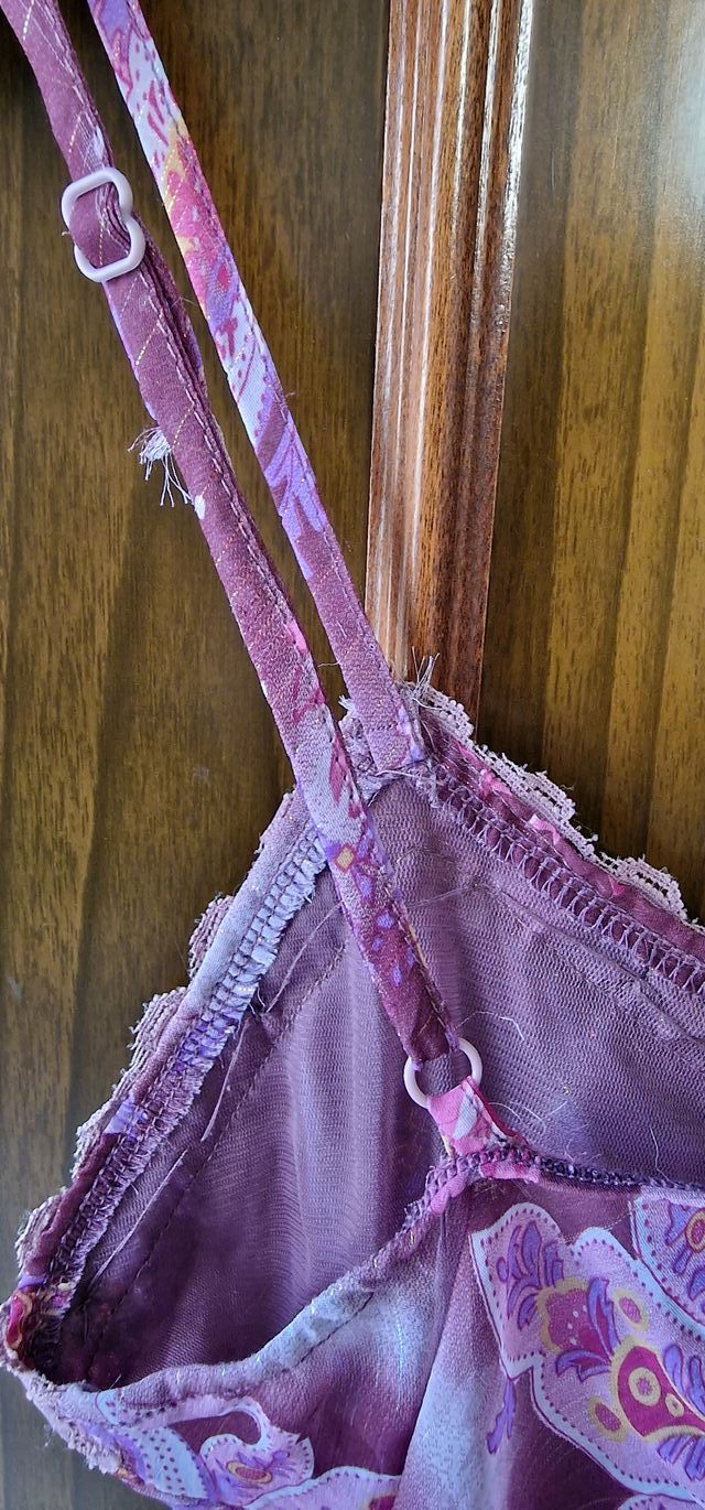 Canotta viola floreale