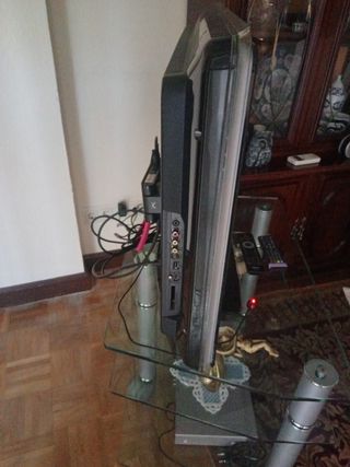 TV PHILIPS 32". Función perfectamente con TDT